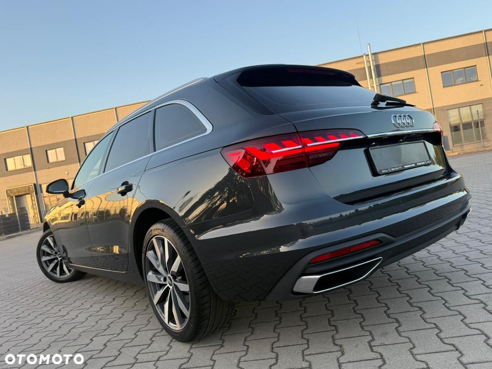 Audi A4 Avant 35 TDI mHEV S tronic - 2