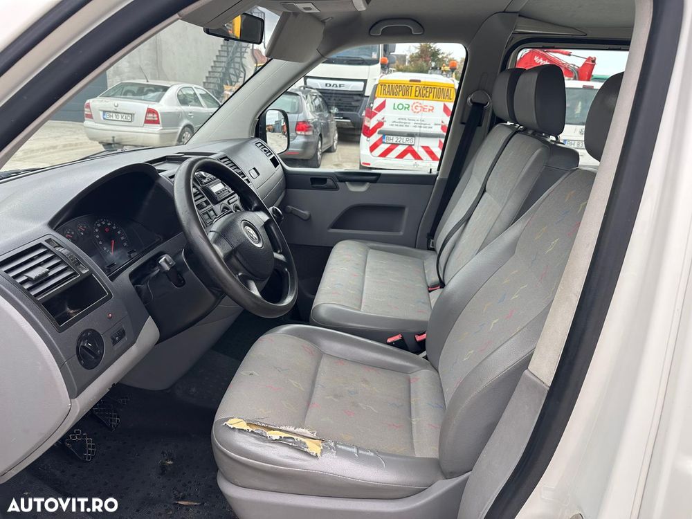 Volkswagen Transporter Caravelle Trendline Scurt - 9