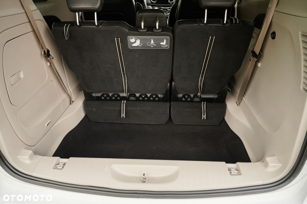 Chrysler Pacifica - 19