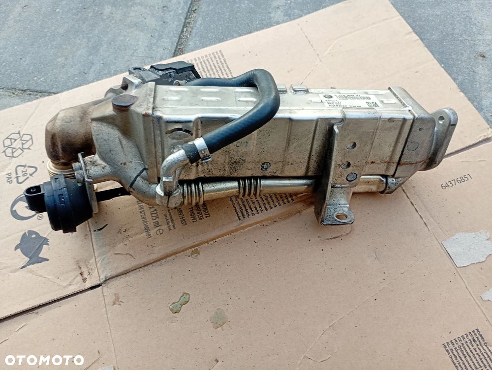 BMW F10 F11 F20 F21 F30 F31 N47 8476993  N57 ZAWÓR EGR - 8
