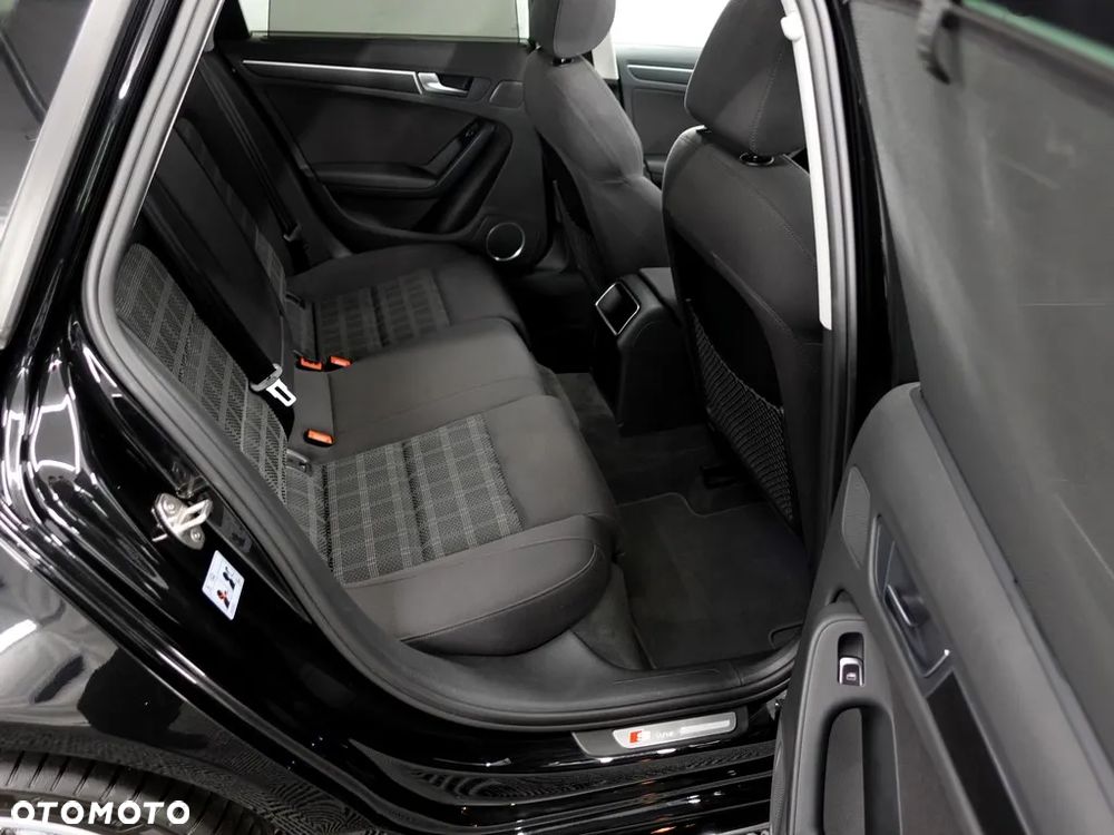 Audi A4 Avant 2.0 TDI Design S tronic - 9