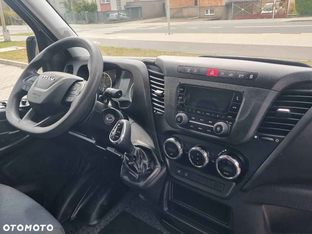 Iveco Daily 35S16 - 16