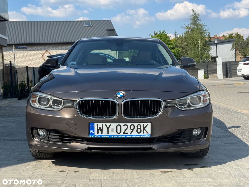 BMW Seria 3 320i Sport-Aut - 1