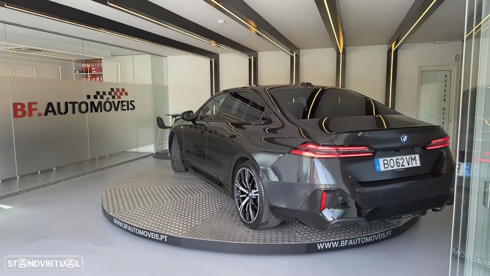 BMW i5 eDrive40 Pack Desportivo M Pro - 4