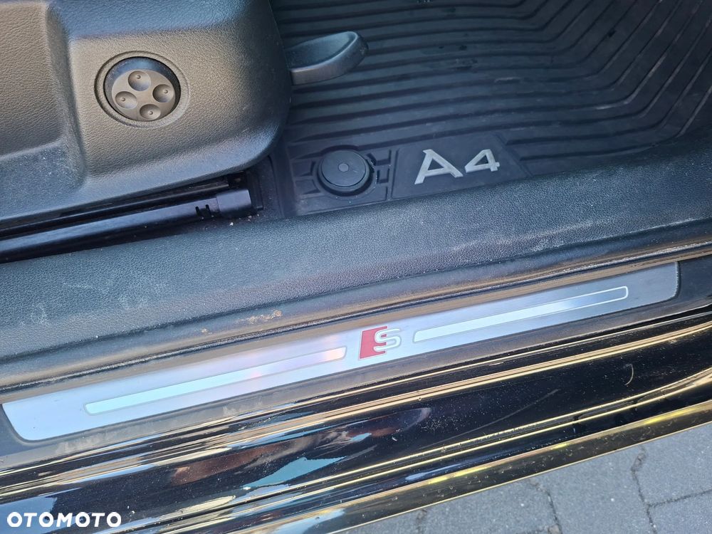 Audi A4 Avant 3.0 TDI Quattro S tronic - 12