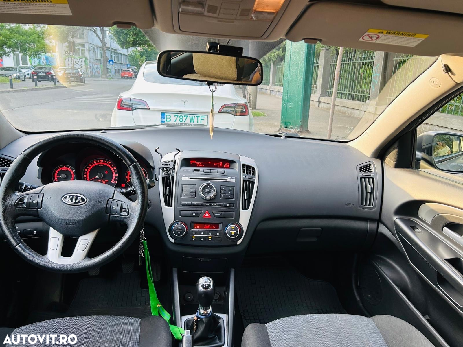 Kia Ceed - 3