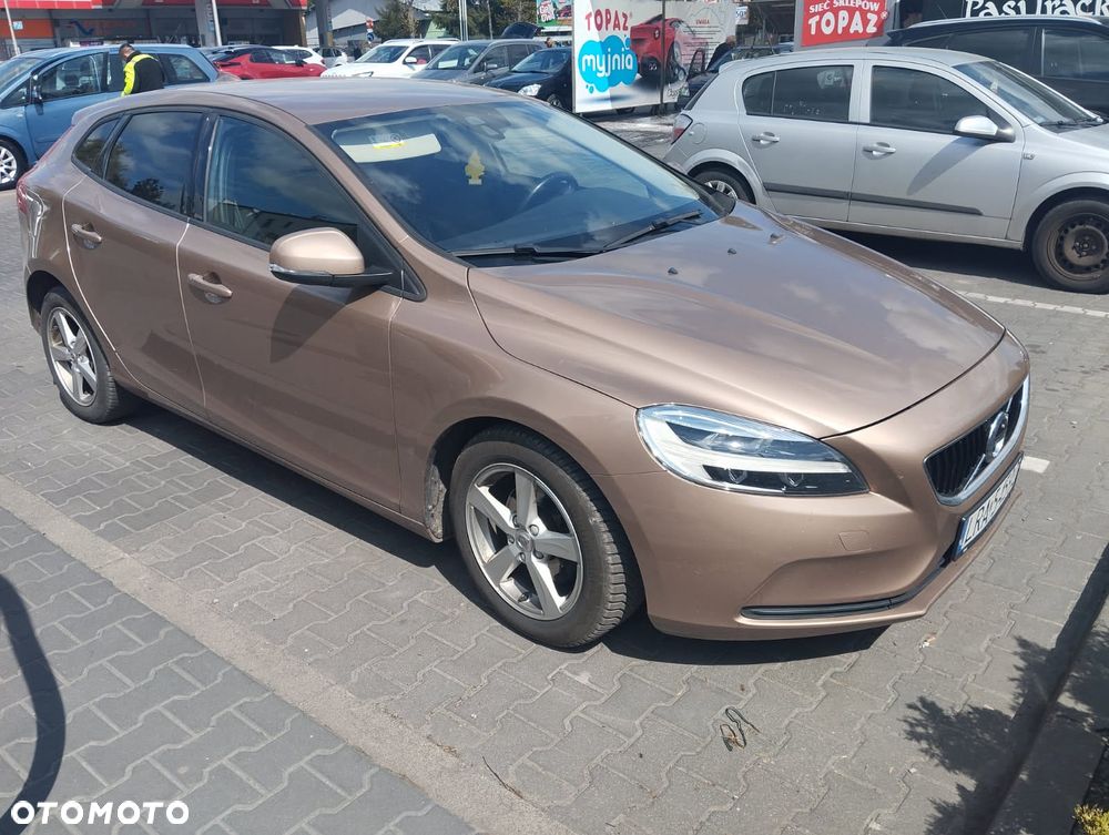 Volvo V40 D2 - 1