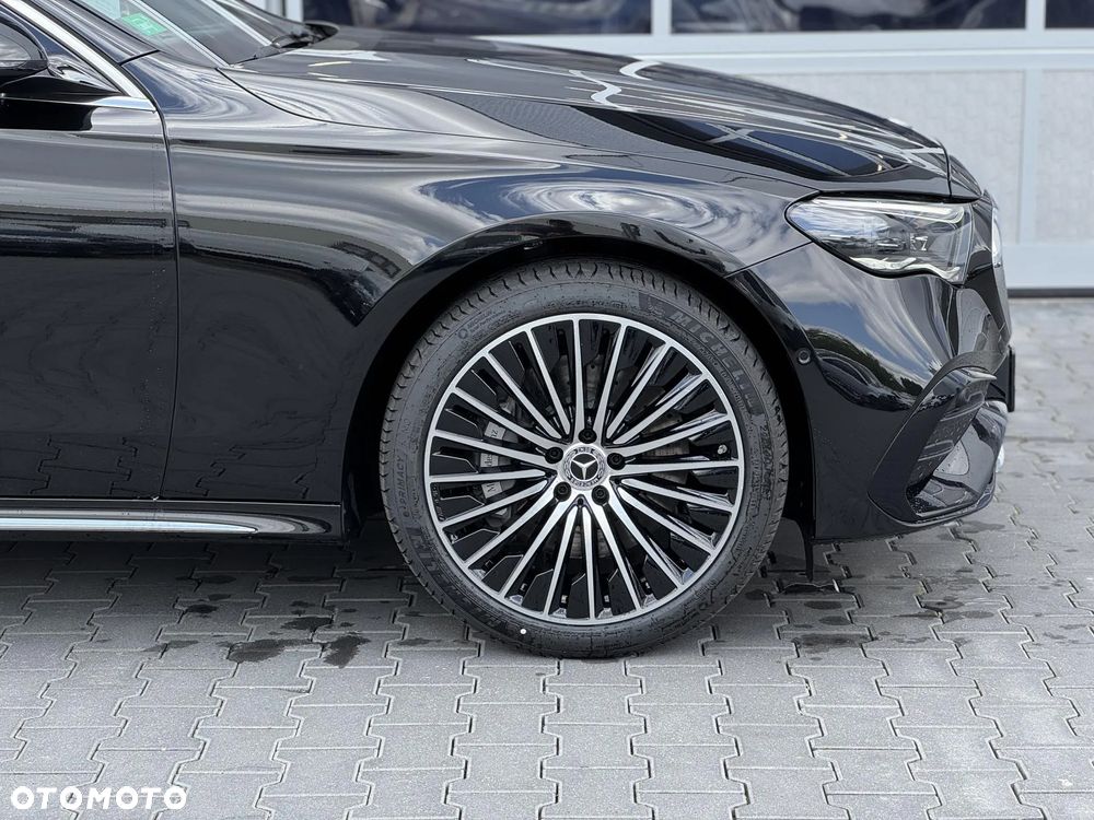 Mercedes-Benz Klasa E 300 PHEV 4-Matic AMG 9G-Tronic - 7