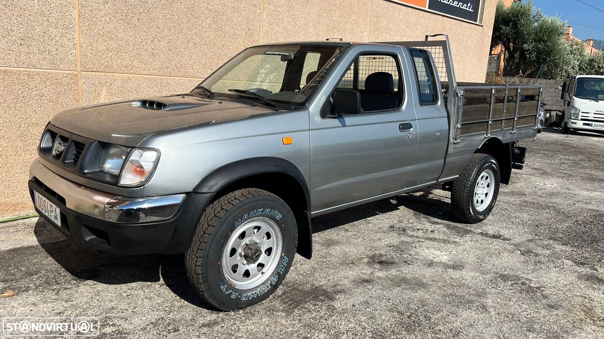 Nissan Navara - 1