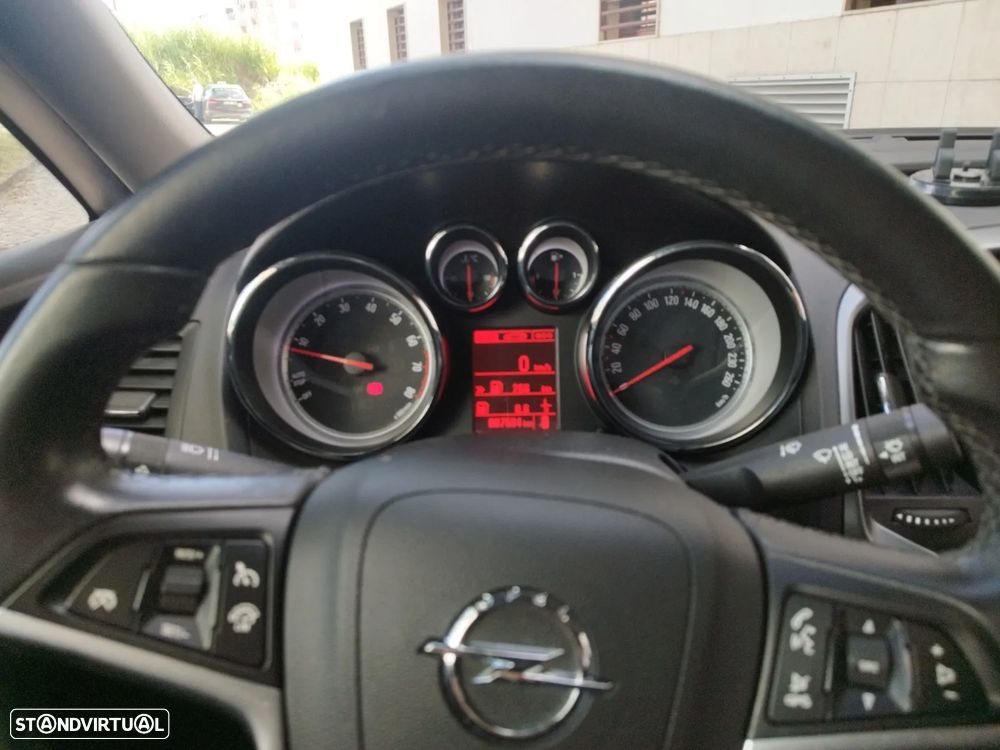 Opel Astra 1.4 T Cosmo S/S - 9