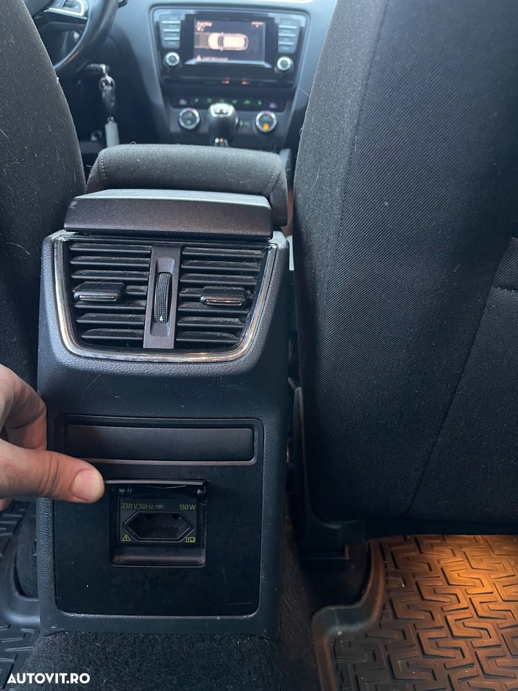 Skoda Octavia 2.0 TDI (Green tec) 4x4 Style - 10