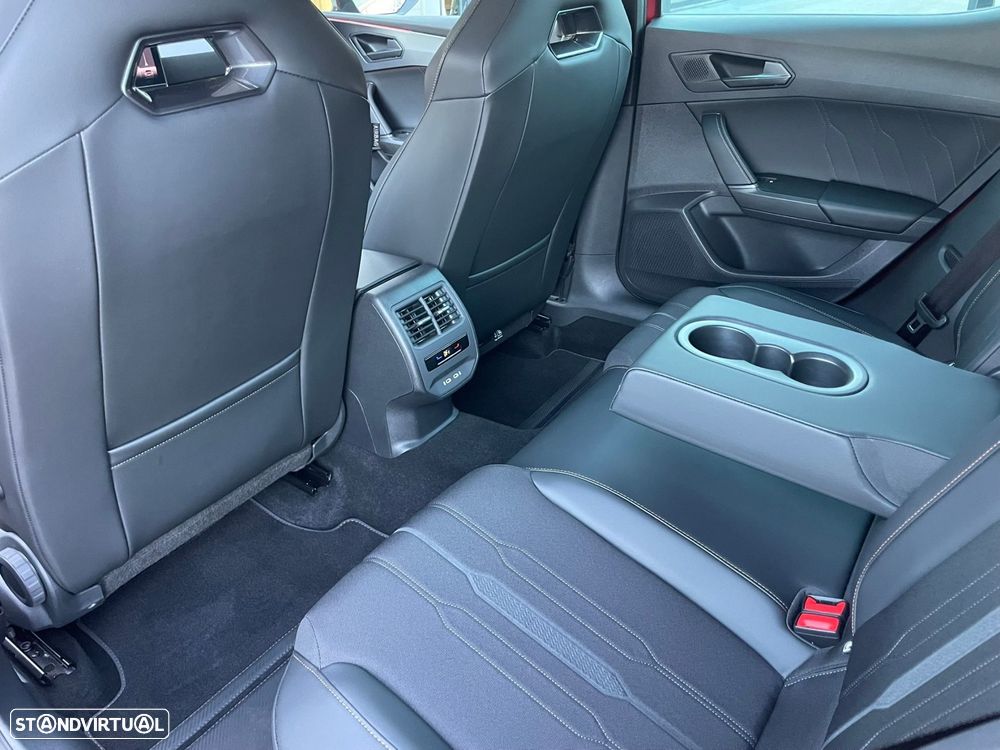 Cupra Leon 1.4 e-Hybrid VZ DSG - 10