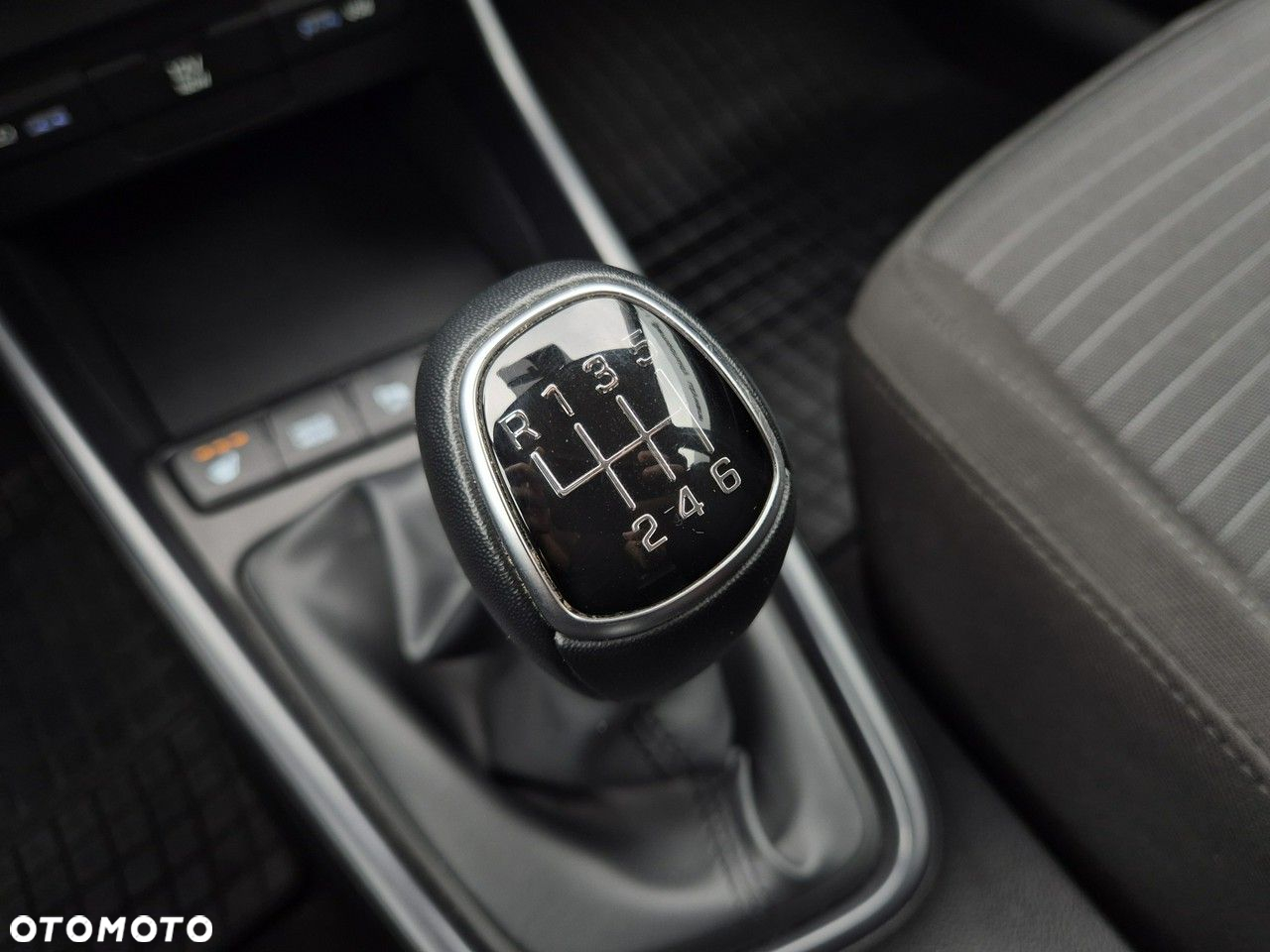 Hyundai i20 - 27
