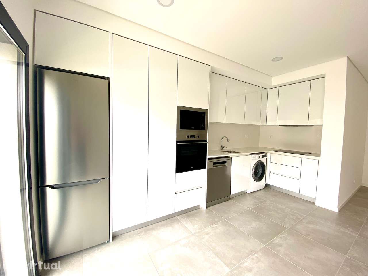 apartamento novo T1 + 1, fração G - com piscina e um lugar de garagem - Grande imagem: 4/27