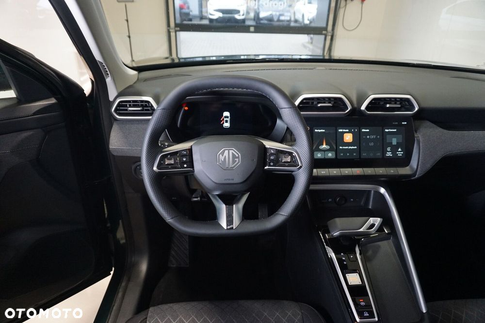 MG ZS - 26