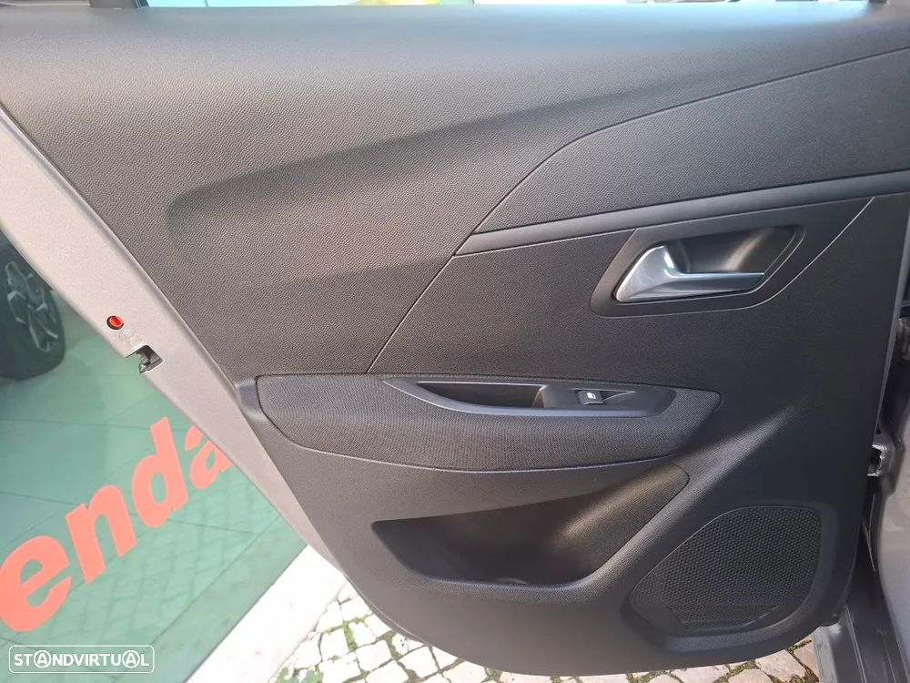 Peugeot 208 1.2 PureTech Active Pack - 34