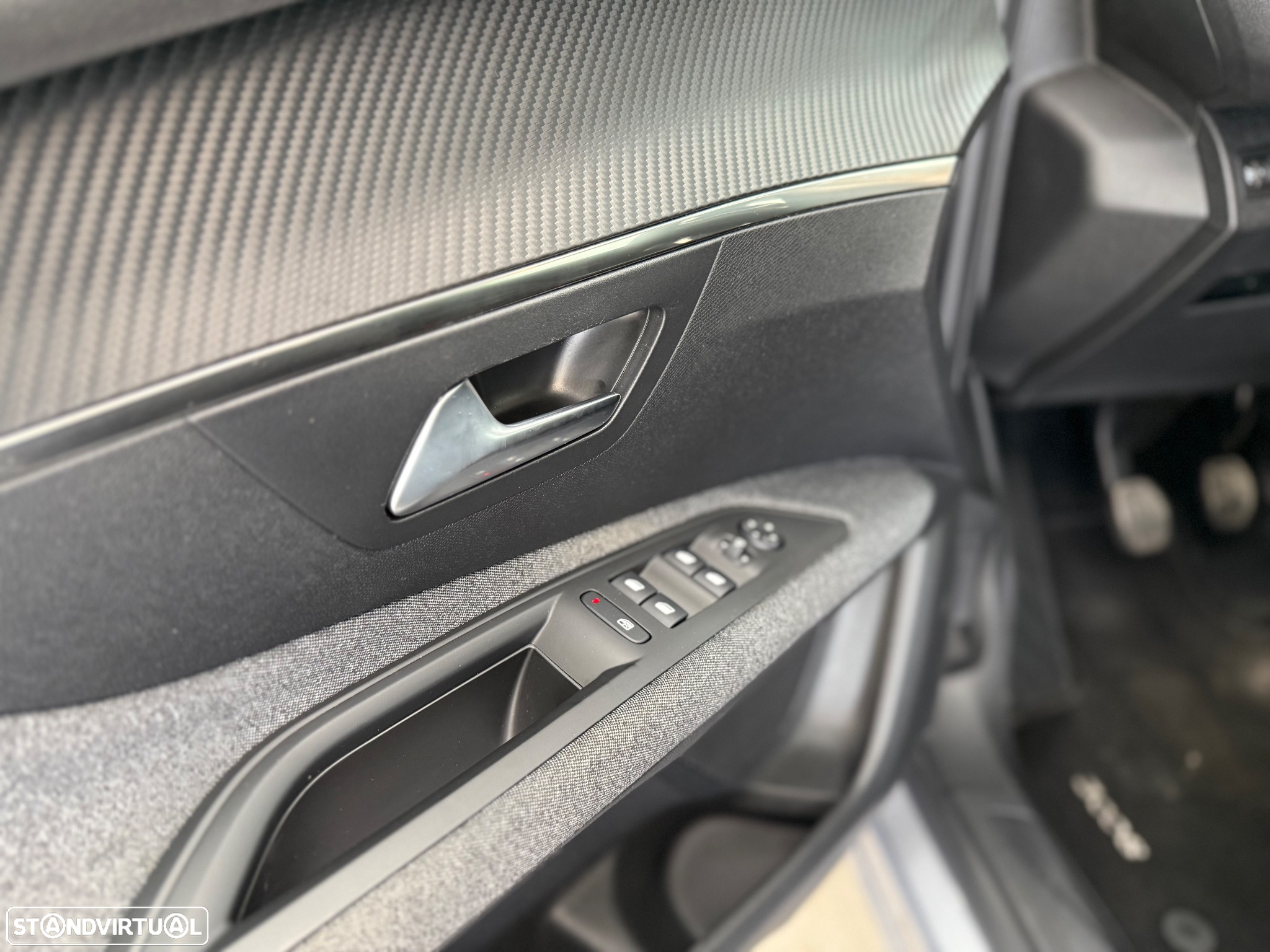 Peugeot 3008 1.5 BlueHDi Allure Pack - 16