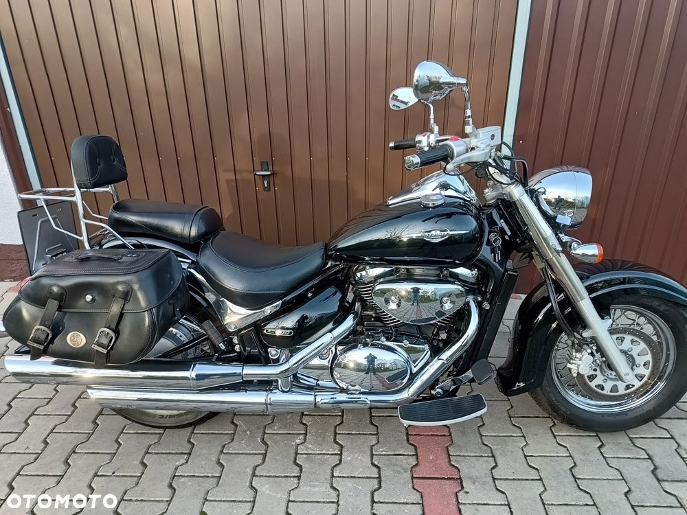 Suzuki Intruder - 4