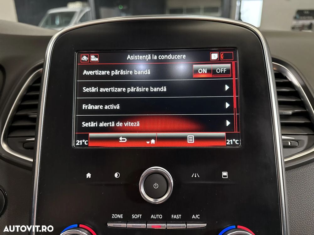 Renault Scenic - 19