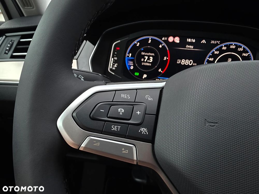 Volkswagen Passat 2.0 TDI 4Mot Elegance DSG - 20