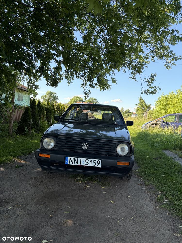 Volkswagen Golf - 2