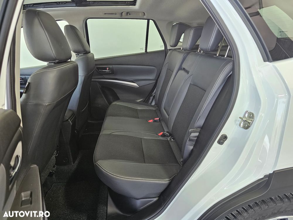 Suzuki S-Cross 1.4 Boosterjet AllGrip MHEV Luxus - 10