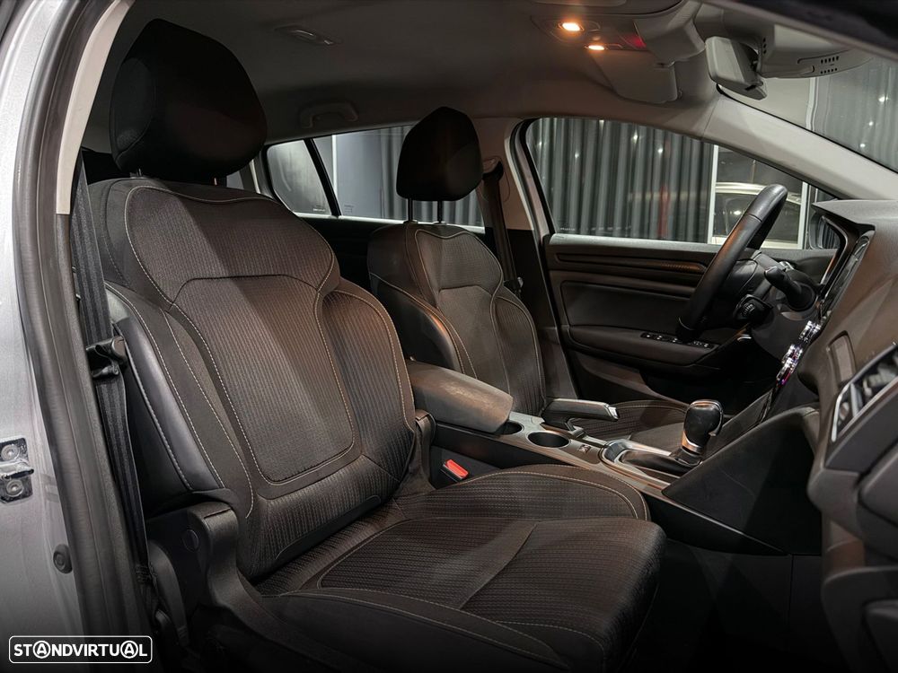 Renault Mégane Sport Tourer 1.5 dCi Limited EDC - 29