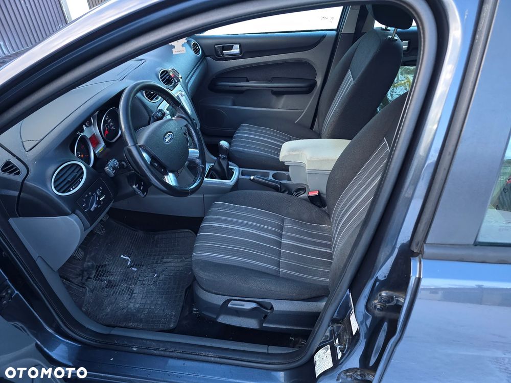 Ford Focus 1.6 TDCi Titanium - 6