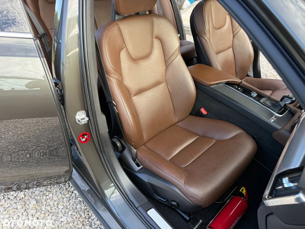 Volvo V90 D3 AWD Geartronic Inscription - 24