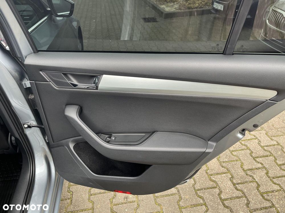 Skoda Superb 1.8 TSI Ambition - 13