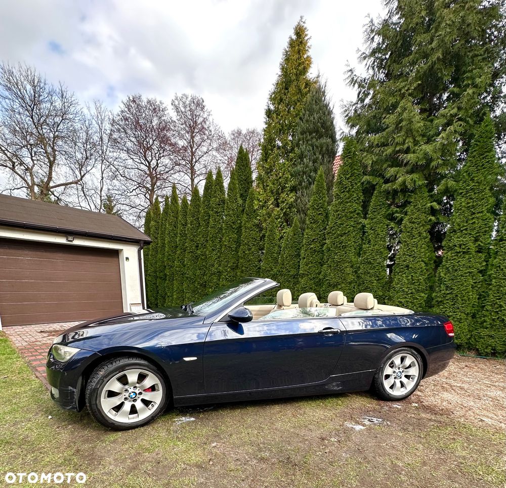 BMW Seria 3 320i - 16