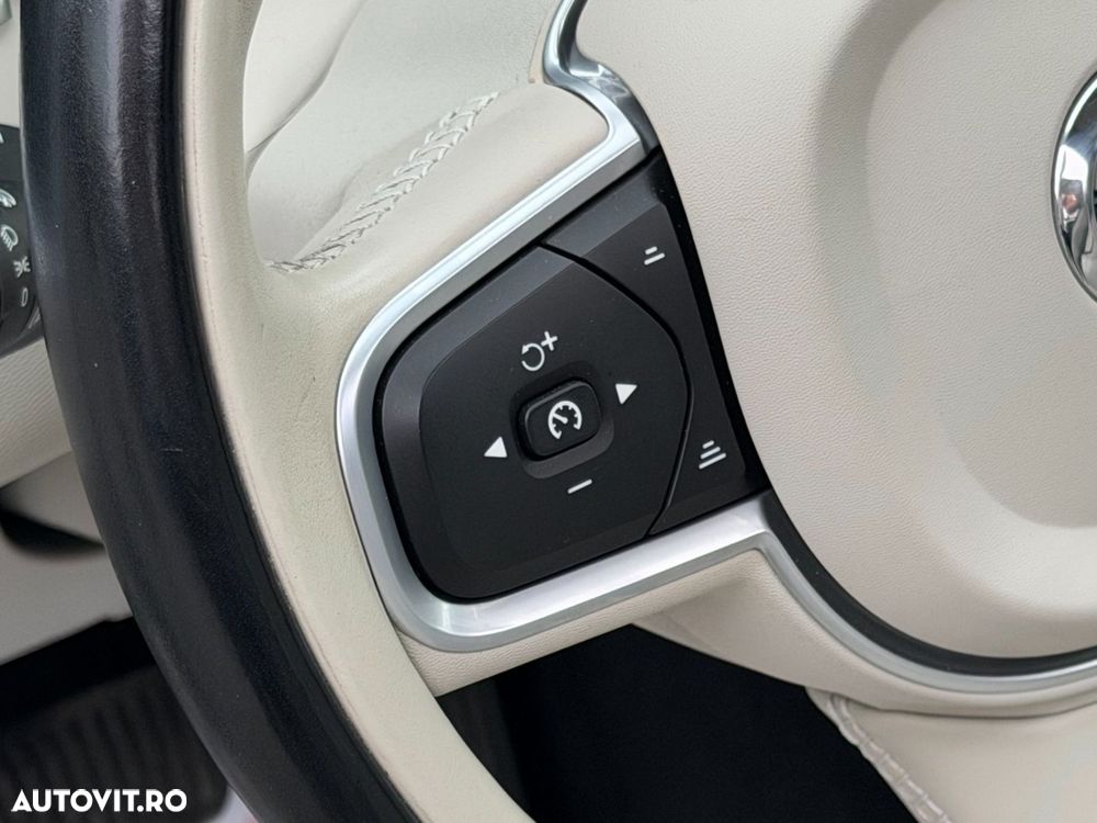 Volvo XC 60 T8 Twin Engine AWD Inscription - 13