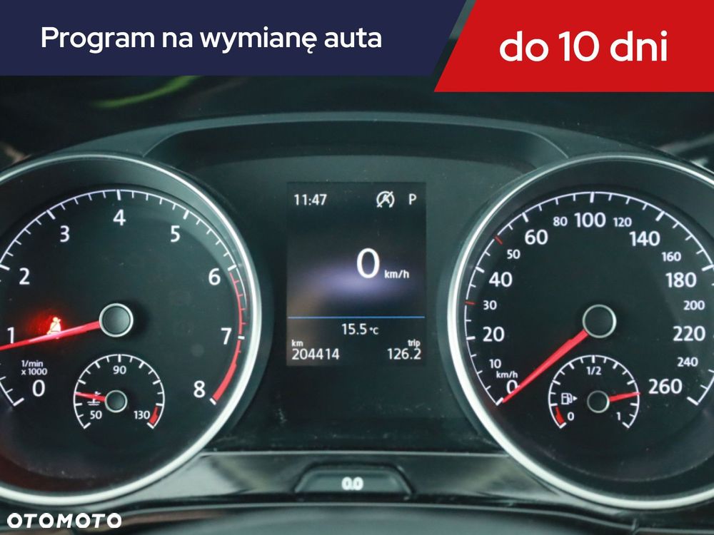 Volkswagen Touran - 10