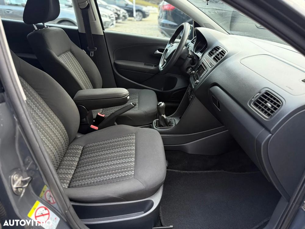 Volkswagen Polo - 8