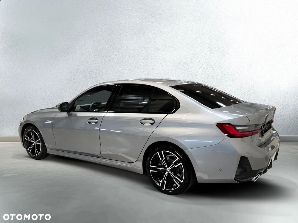 BMW Seria 3 318i M Sport - 4