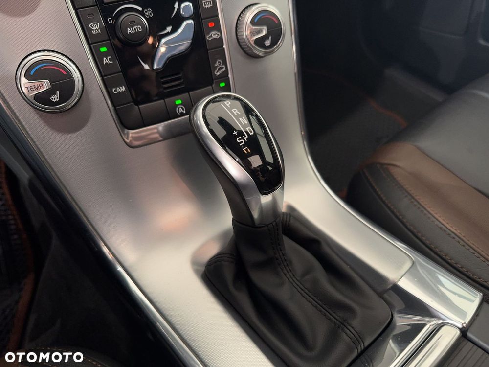 Volvo XC 60 - 28