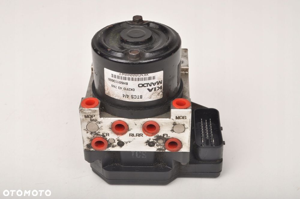 KIA CARENS II 2.0 CRDi POMPA ABS 0K2FD437A0