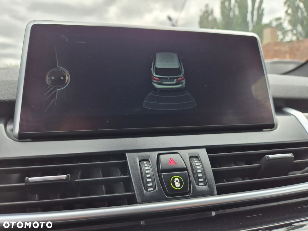 BMW Seria 2 216d Sport Line - 36