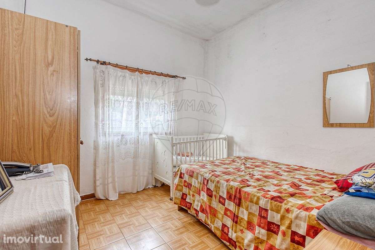 Moradia T2 para venda - Grande imagem: 2/18