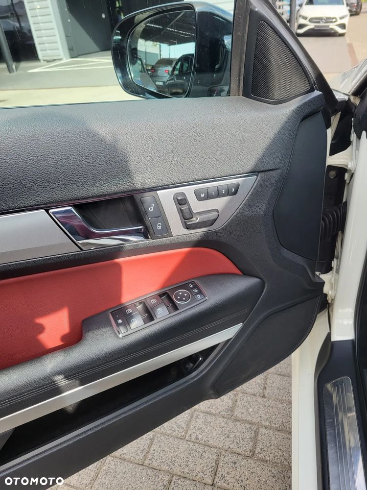 Mercedes-Benz Klasa E 350 CGI BlueEffICIENCY - 8