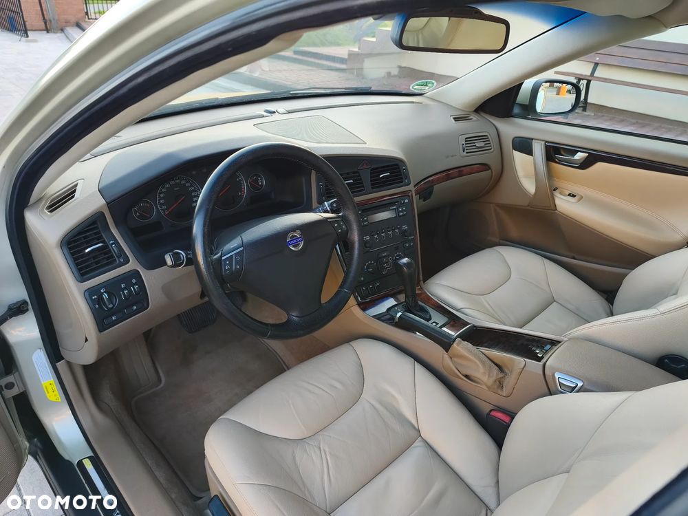 Volvo S60 2.4D Kinetic - 19
