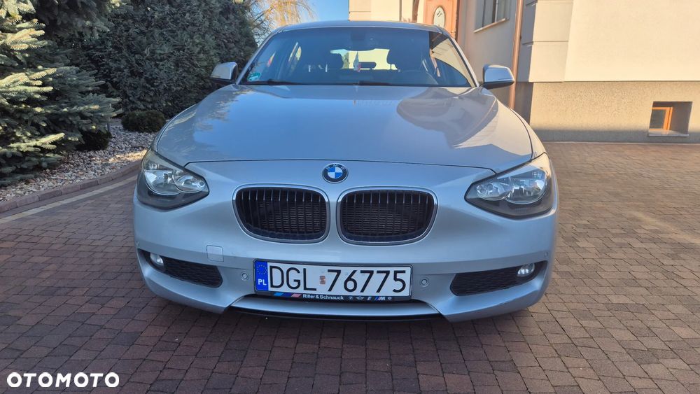 BMW Seria 1 116d DPF - 1