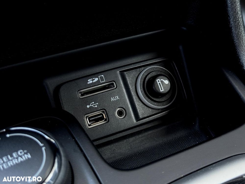 Jeep Cherokee - 23