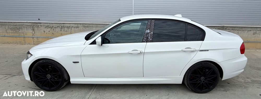 BMW Seria 3 320d DPF Aut. - 26