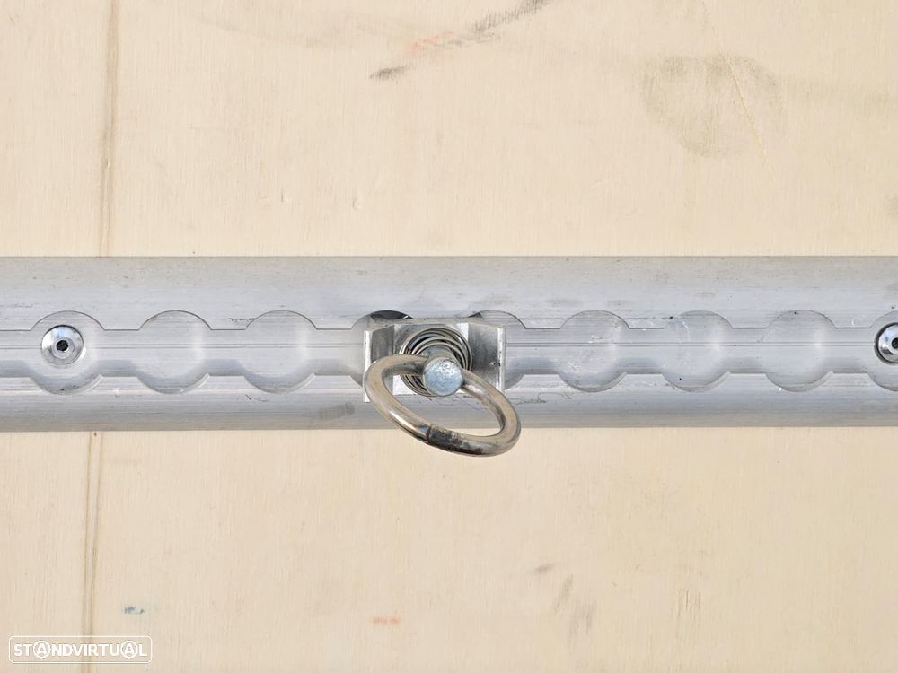 Maxus DELIVER 9 - 40