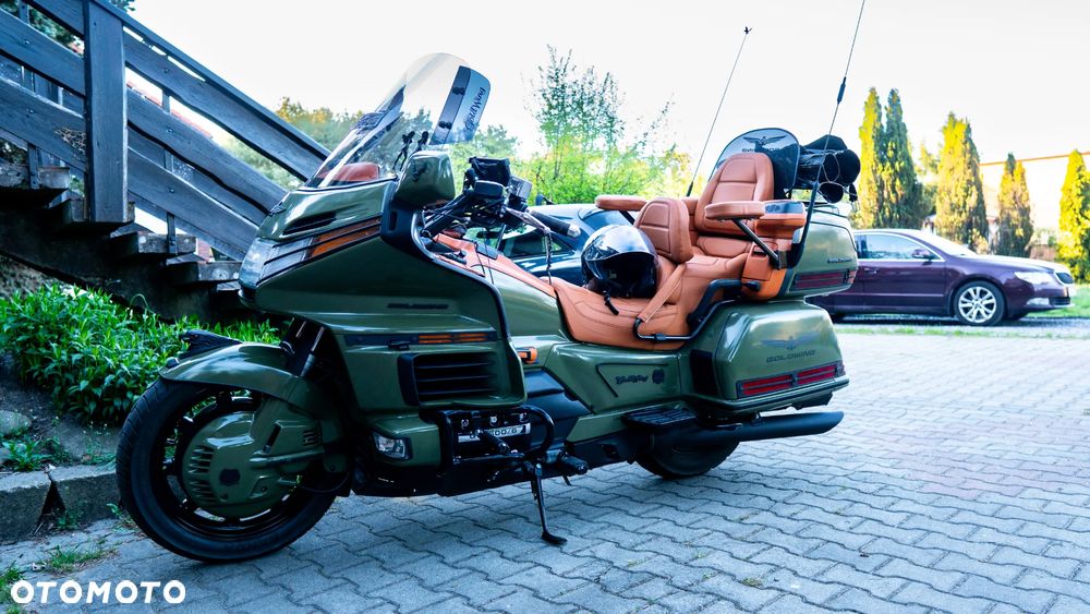 Honda GL - 8