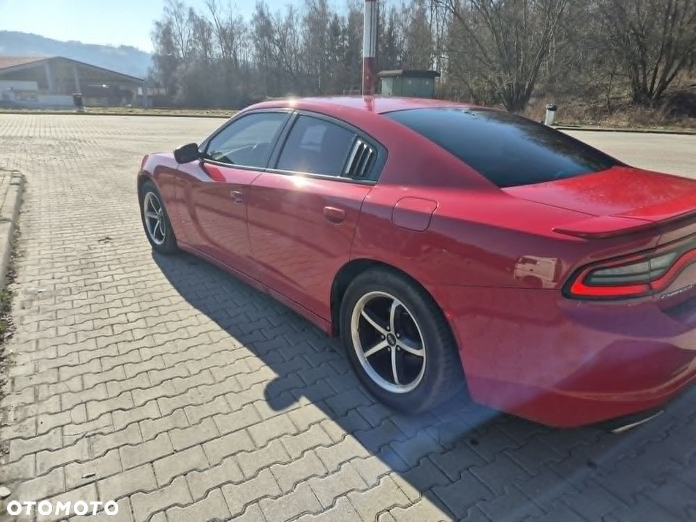 Dodge Charger - 4