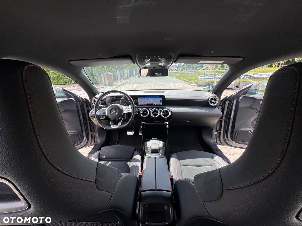 Mercedes-Benz CLA 200 mHEV AMG Line 7G-DCT - 11