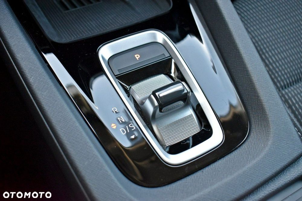 Skoda Octavia 1.5 TSI mHEV Selection DSG - 26