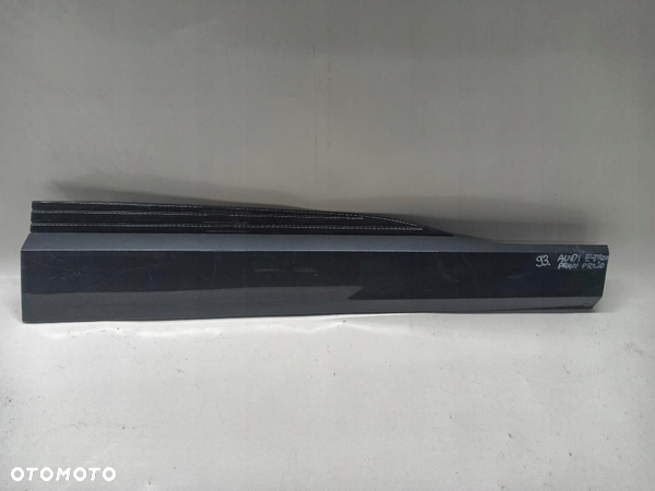 LISTWA DRZWI PRZÓD PRZEDNIA PRAWA AUDI E-TRON 4KE853960
